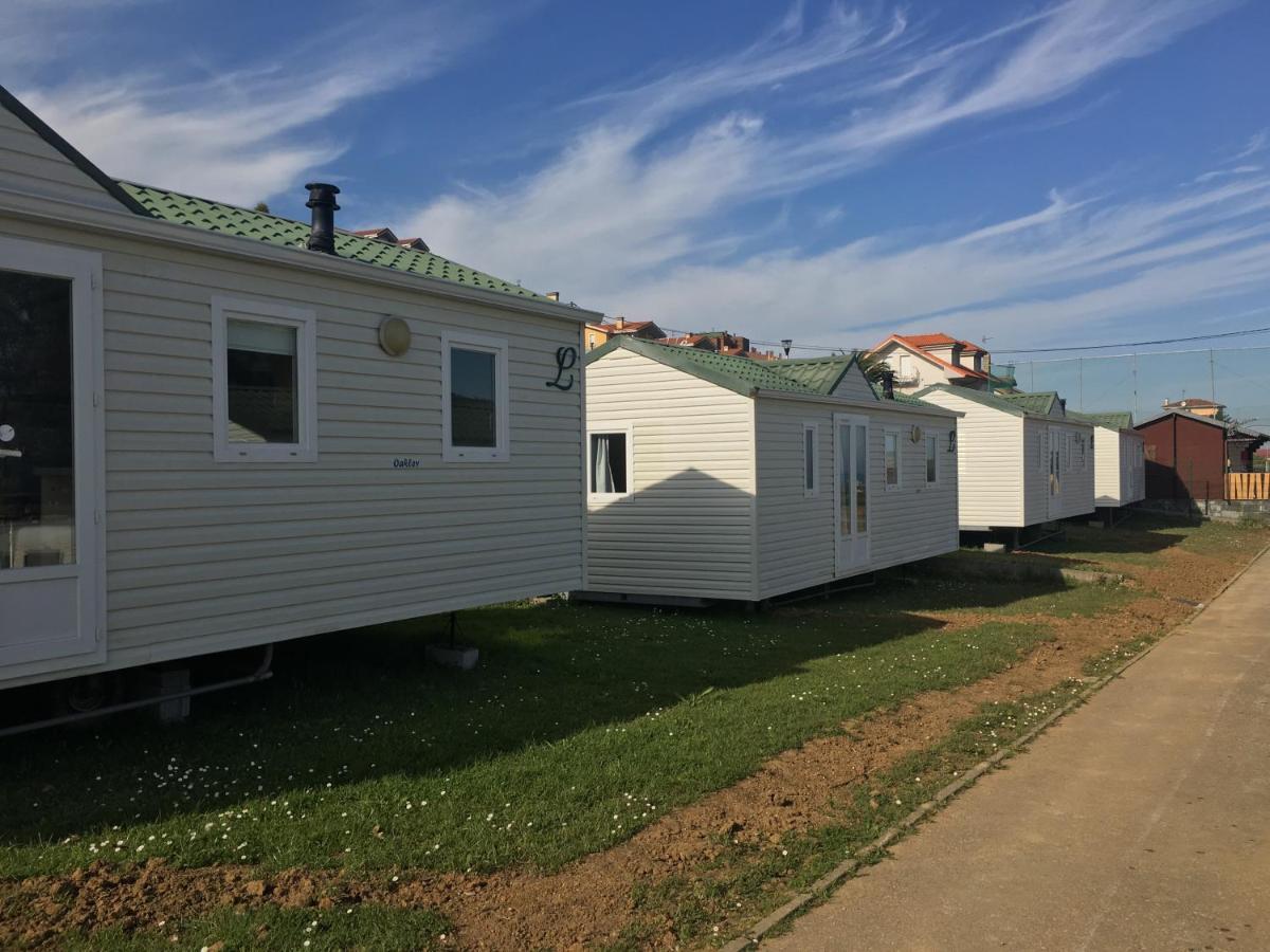 Camping Las Gaviotas Naveces Luaran gambar